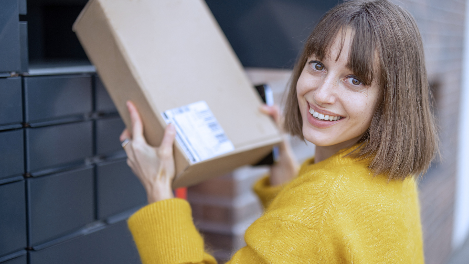 How pick-up lockers help automate your enterprise workflow