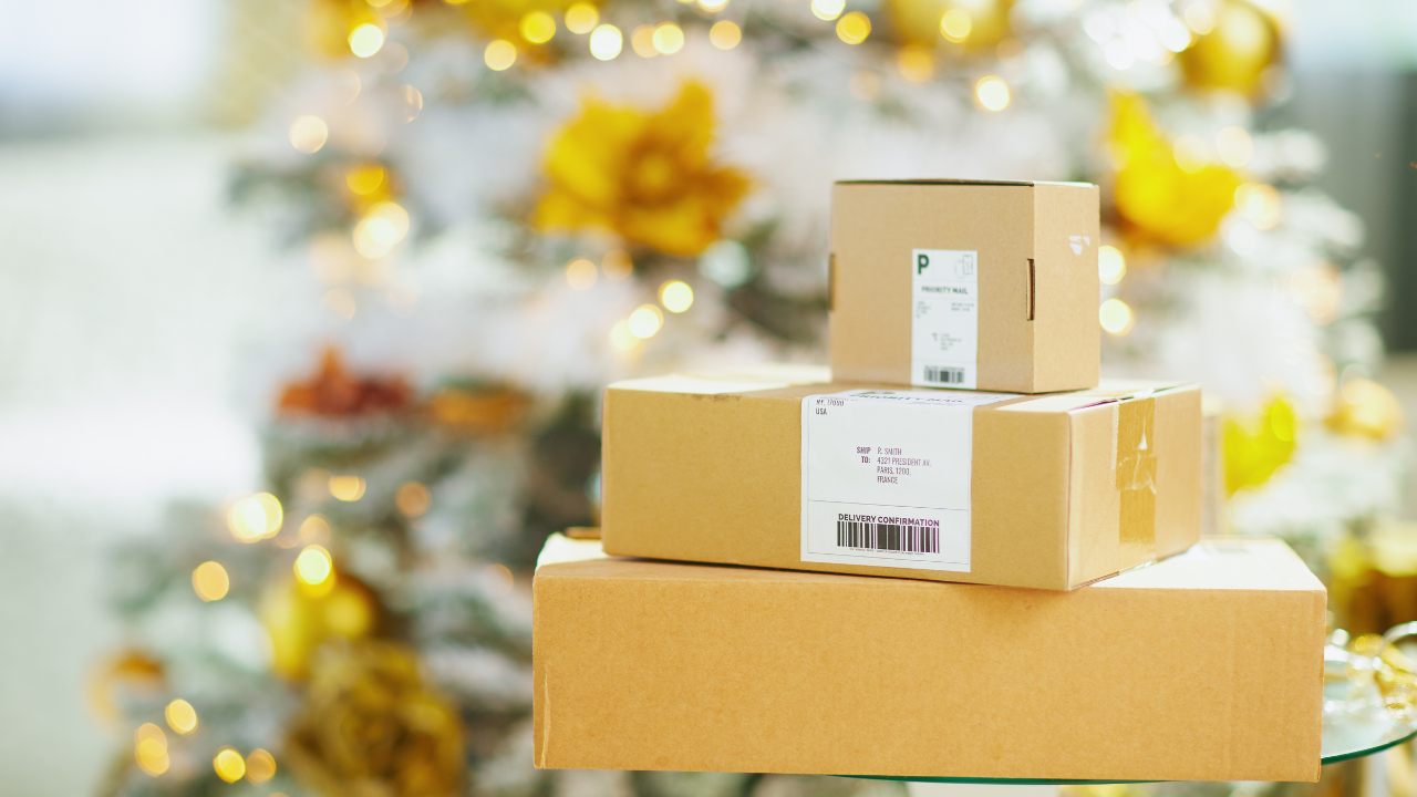 Preparing Multifamily Properties for Holiday Delivery Peaks A Smart Locker-First Approach 