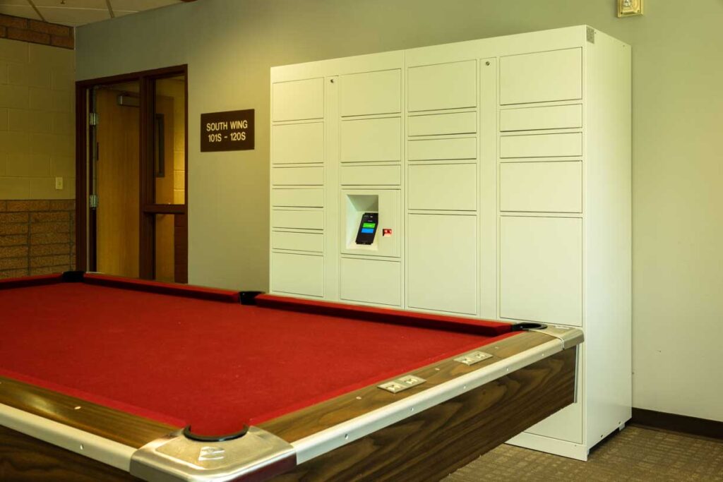 How Smart Lockers Support Student Entrepreneurs on Campus