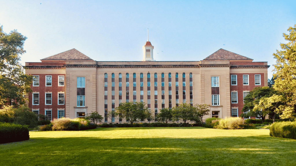 How Smart Lockers Are Strengthening Campus Security